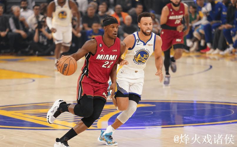 库里19+11力压巴特勒17分 勇士力克热火豪取4连胜